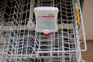 食器洗い機庫内洗浄クリーナーを設置